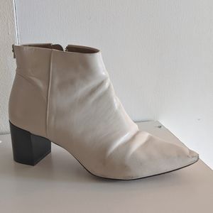White Pointed Toe Boots